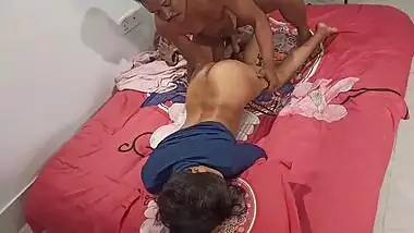 Hardcore amateur threesome is what Desi sweetie gets from brothers