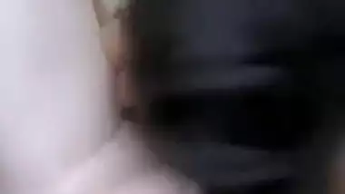 Chattisgarh sexy bhabhi sucking her lover’s big cock on demand