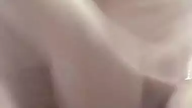 Paki GF Fingering Asshole