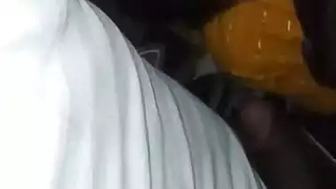 Married lady gives a blowjob to her Sasur in desi porn