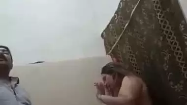 Busty whore fucks and dances nude in Pakistani xxx MMS