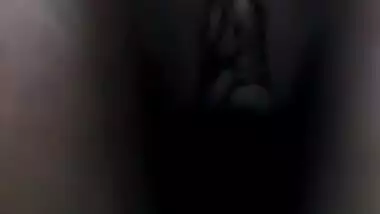 Super Sexy Short Hair desi Girl Showing 3 Clips Part 1