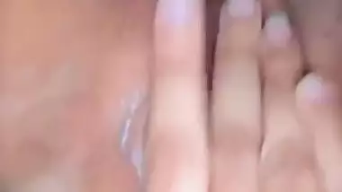 Nude videos online of sexy viral Indian girl nude