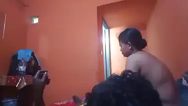 Local OYO room booking for sex affair bhabhi by lover