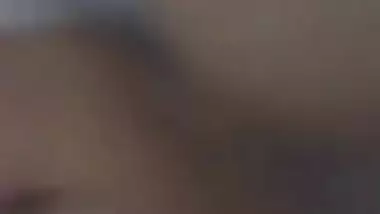 Desi GF asks her BF to fuck her in her cute pussy