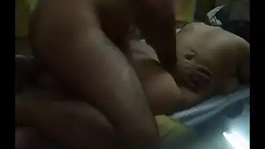 Big Boobs And Huge Ass Hyderabad House Wife Fucks in Doggy Style