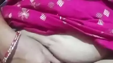 Mature aunty fat pussy desi fingering viral MMS