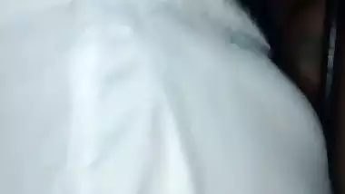 Comemorando o aniversário do marido dentro do presídio com muito leite na buceta