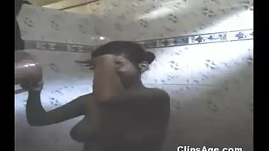 Desi hot bath mms clip of mumbai college girl caught by maid