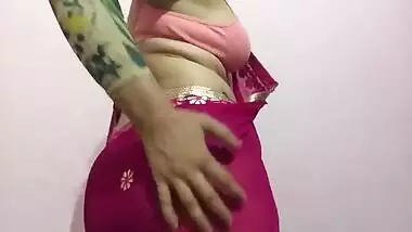 Nude Desi pimple MILF with nice milky white big tits - XXX video