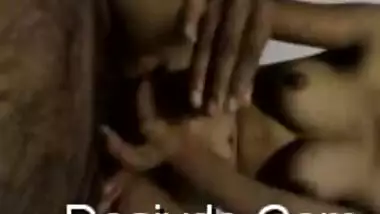 DESI GIRL PUTS CONDOM ON BF’S DICK N SITTING ON DICK