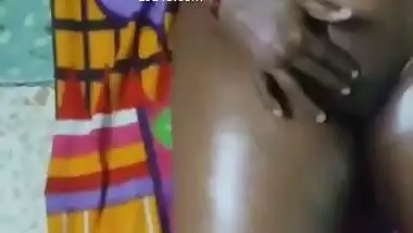 Oily Tamil wife fingering pussy before having sex