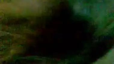 Desi girl parvati in sexy pink top giving her man a juicy blowjob