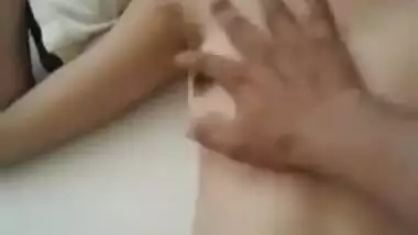 Sex Desi sleeps but her XXX partner rubs his dick against the vagina
