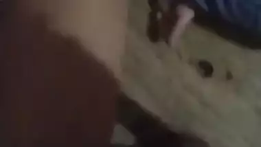 Topless booby Desi XXX girl giving a good handjob to lover MMS