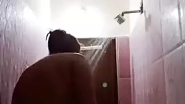 Indian girl took husband's camera to film XXX body washed in the shower