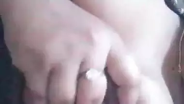 Desi girl sex mood topless boob pressing selfie video