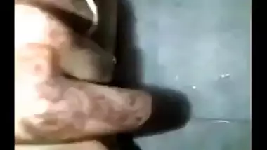 Horny Desi Girl Masturbates on Married day with her Mehendi Finger