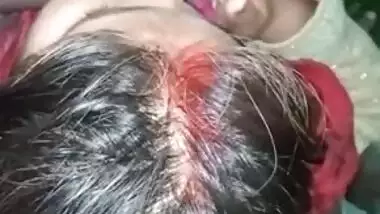 XXX lover makes an MMS video of him fucking the Desi chick's mouth