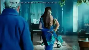 Rani Mukharji transferant saree panty visible ass curves showing ( 720 X 1280 )