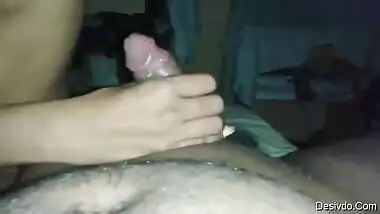 Horny Tamil cum slut sucking and milking cock like a pro with clear audio