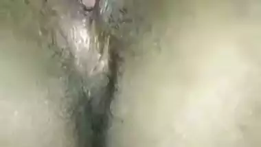Man eats his lady’s pink pussy on video call sex