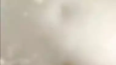 Desi Reeta bhabhi fucked in outdoor with hubby on the scooty