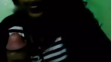 A teacher sucks her colleague’s dick in desi blowjob porn