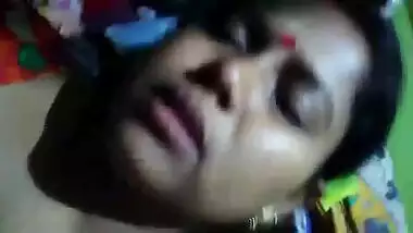 Natural Desi mature shows tits with big XXX nipples for her admirer