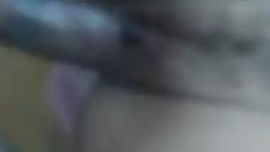 Indian guy during sex with GF records how dick slides into XXX cunny