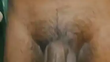 Fucks a young girl’s tight cunt in a desi sex video – Part 1