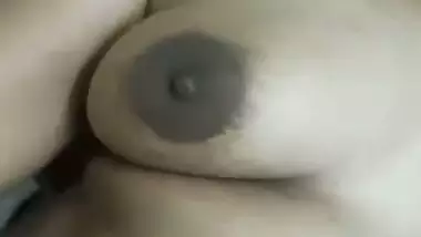 Tamil wife fucking affair with husband friend MMS
