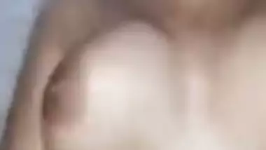 Cute Desi XXX couple takes a video of their hot sex MMS