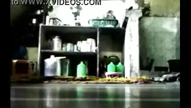 Desi village bhabhi have hardcore sex on the kitchen floor